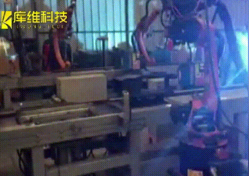 機器人焊接生產線比焊接專機生產線好在哪？總結了這兩點